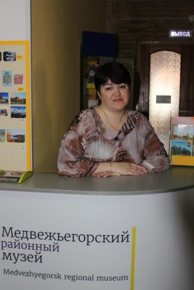 Хранитель музейных предметов Татьяна Тарасова