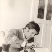 Анатолий Андреевич Родин за работой в редакции.